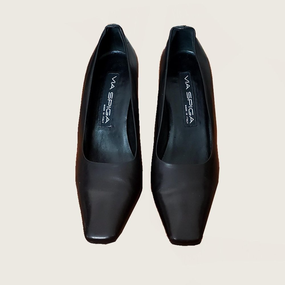 Via Spiga Pumps - Picture 2 of 10